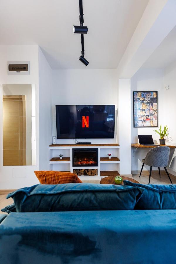 Touchdown Apartment Near Bucharest Airport Отопени Екстериор снимка
